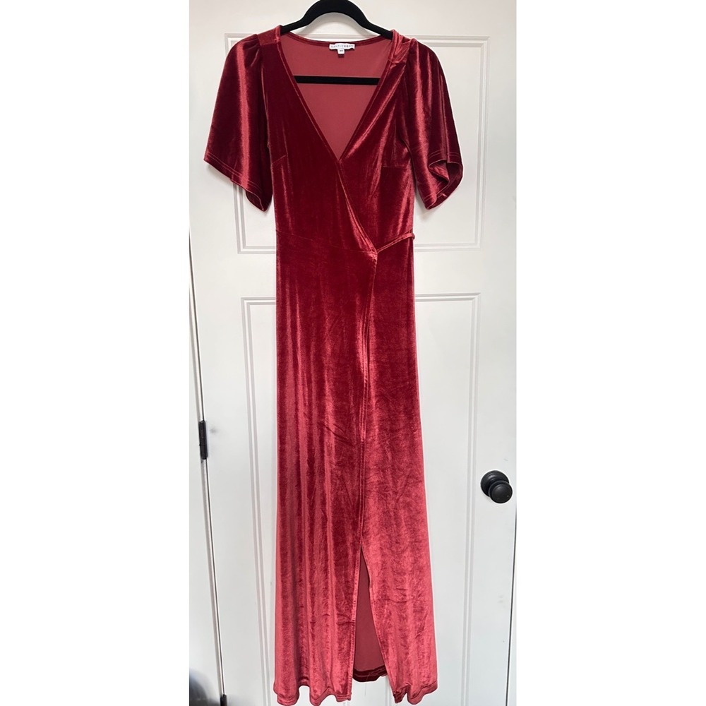 Baltic Born Dress Womens XS Meghan Velvet Wrap Dress Rust Sleeves